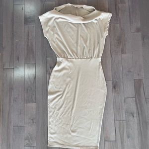 Off the shoulder ribbed knit dress M